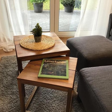 Apartment 1 Mit Terrasse Und Pkw-Stellplatz Leverkusen Dış mekan fotoğraf