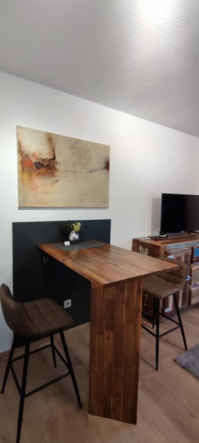 Apartment 1 Mit Terrasse Und Pkw-Stellplatz Leverkusen Dış mekan fotoğraf