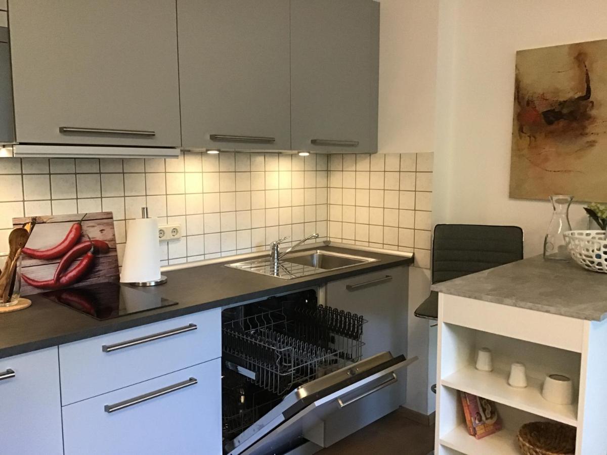 Apartment 1 Mit Terrasse Und Pkw-Stellplatz Leverkusen Dış mekan fotoğraf