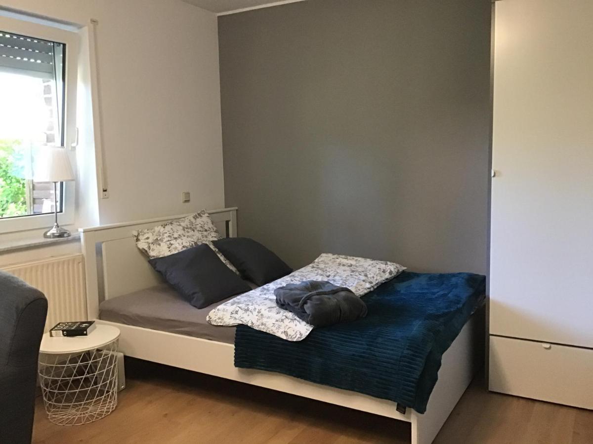 Apartment 1 Mit Terrasse Und Pkw-Stellplatz Leverkusen Dış mekan fotoğraf